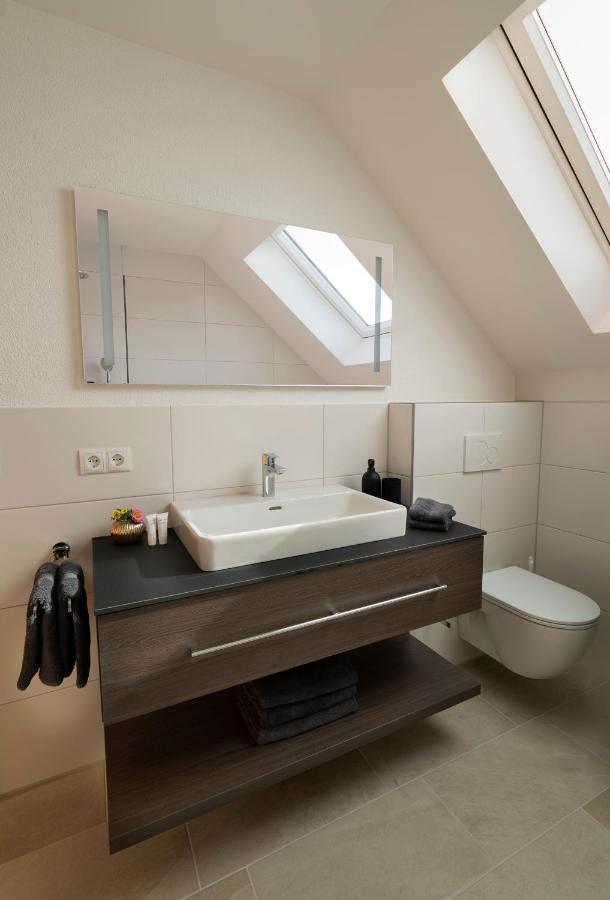 Haus4Zimmer mit Seeblick - einfacher Luxus, pur Bregenz Exterior foto