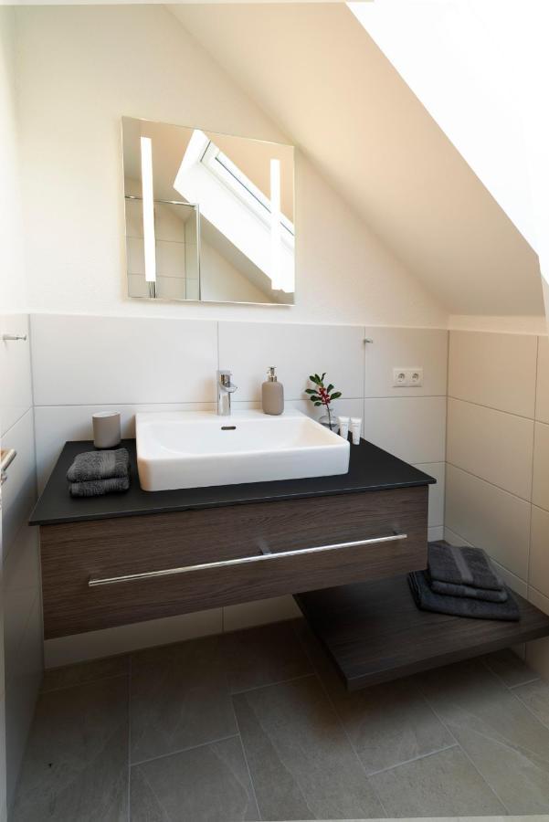 Haus4Zimmer mit Seeblick - einfacher Luxus, pur Bregenz Exterior foto